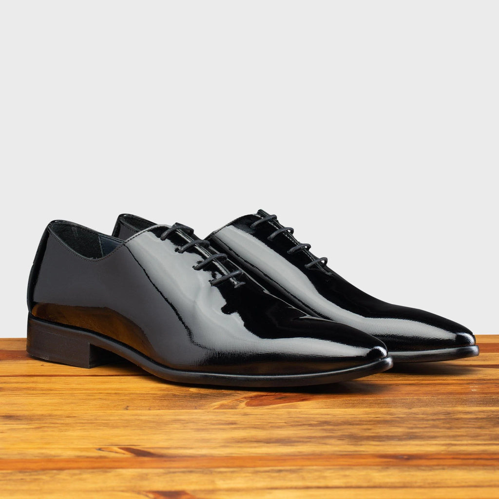 4870 Wholecut Lace-Up – Calzoleria Toscana (black)