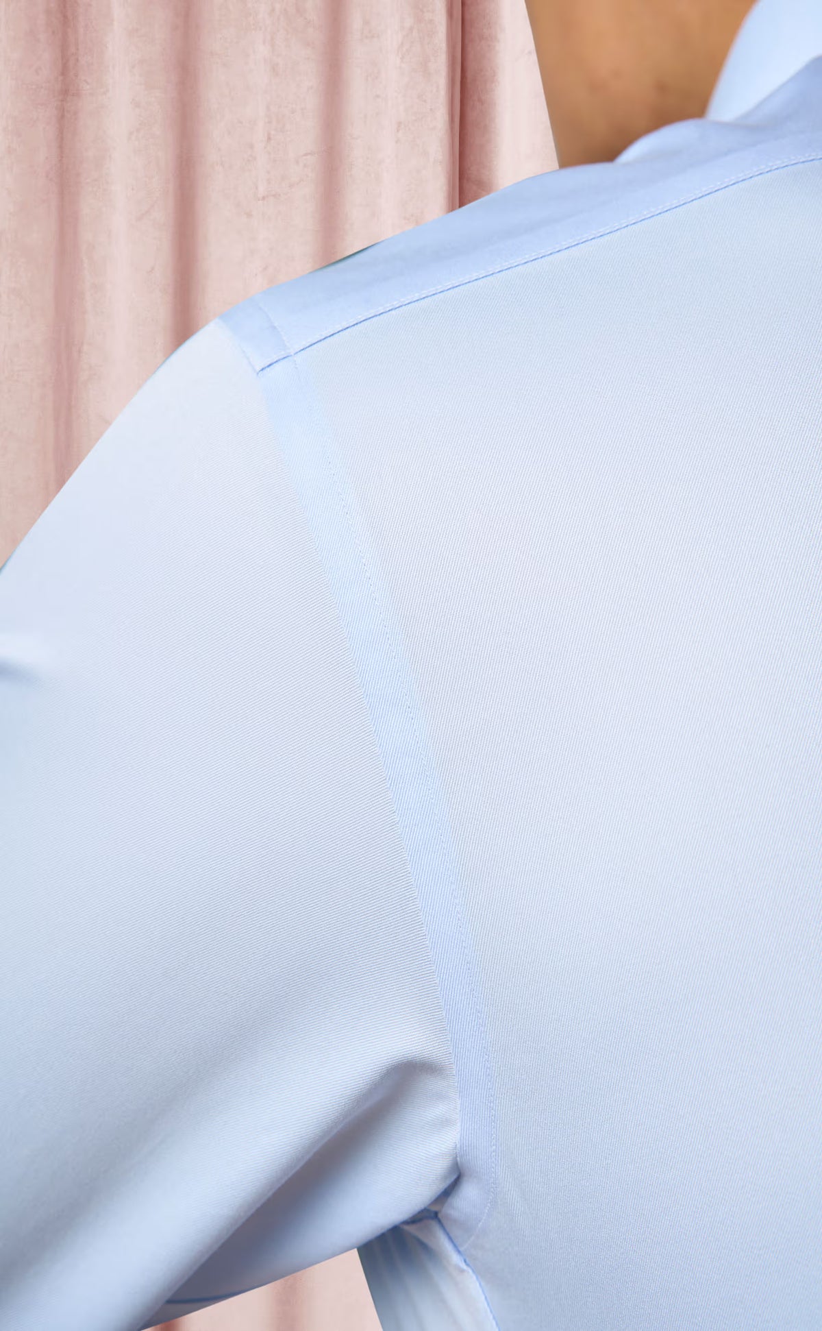 Medium Blue Twill Non-Iron Dress Shirt