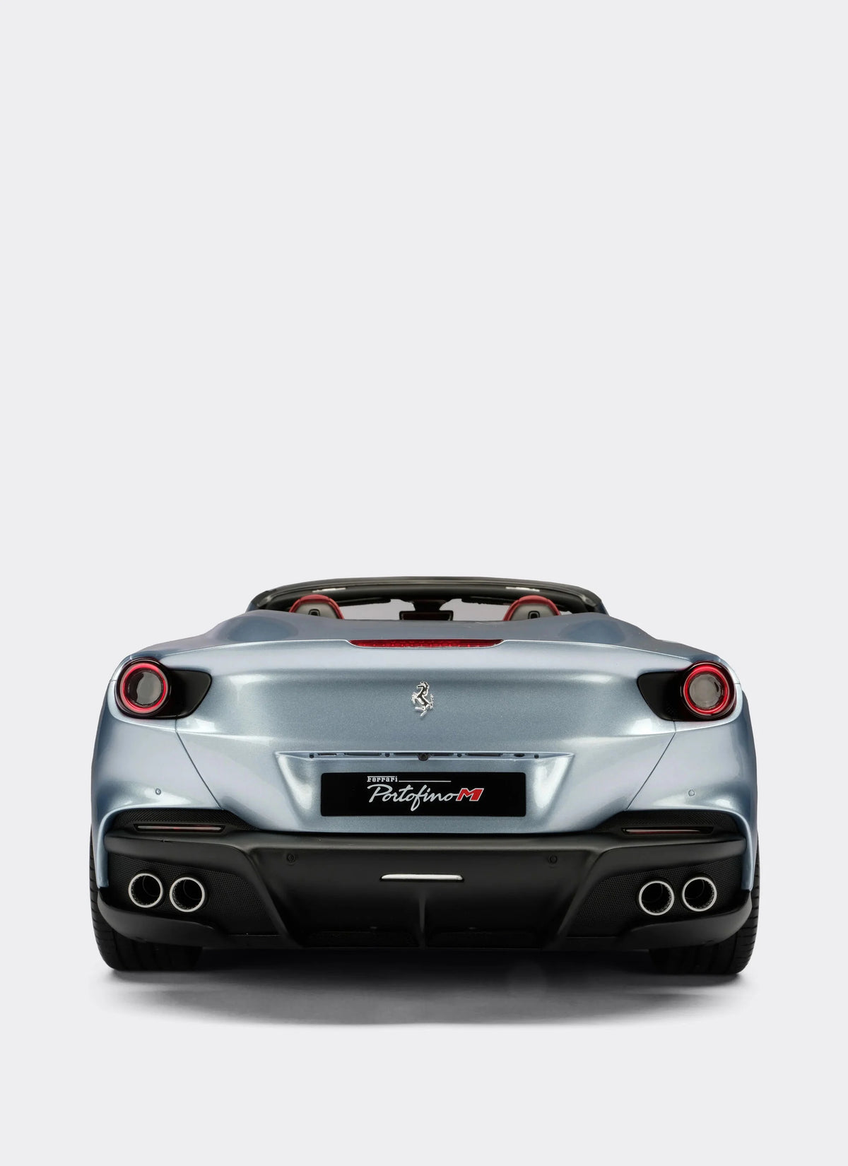 Ferrari Portofino M 1:8 scale model
