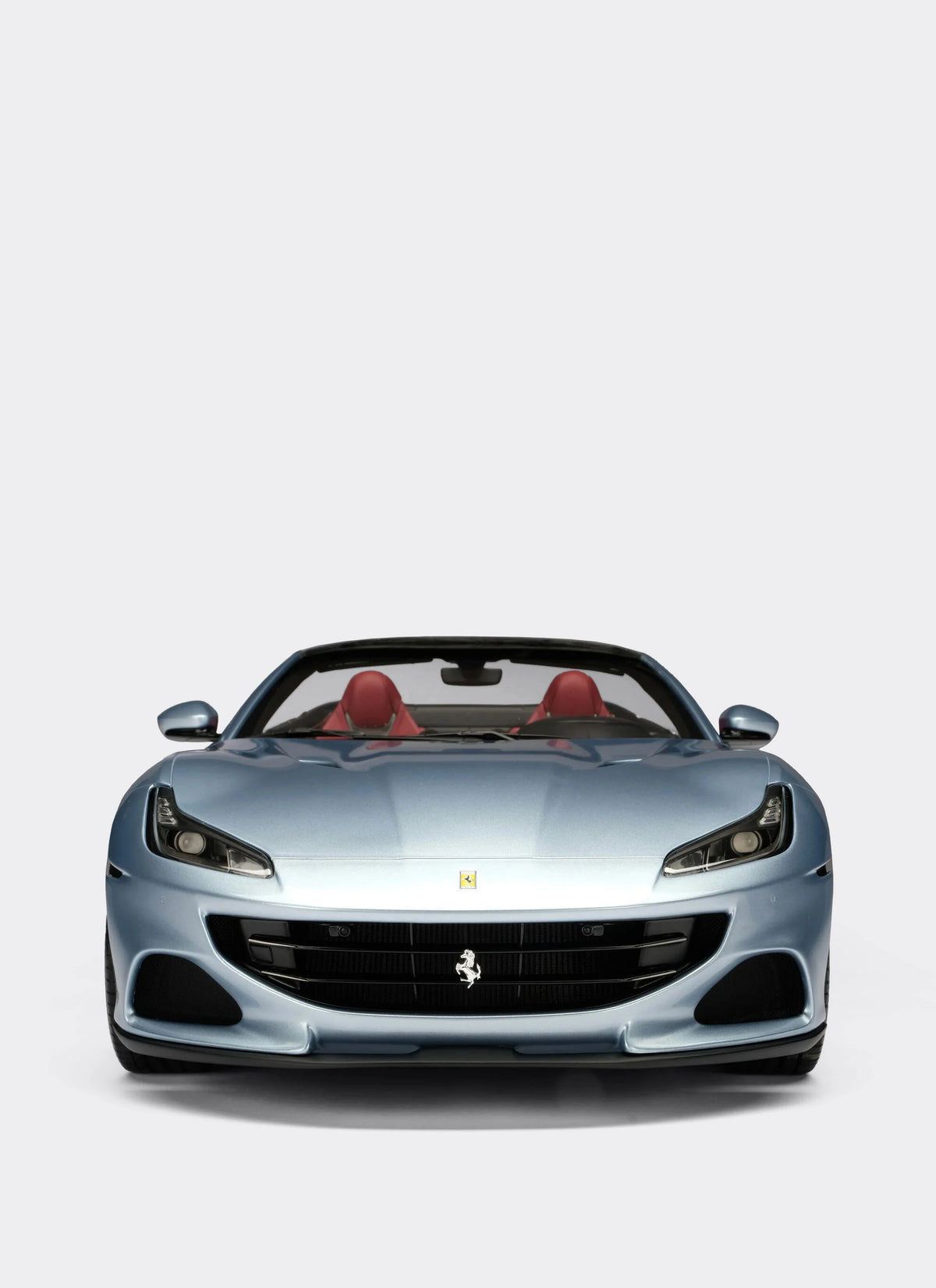 Ferrari Portofino M 1:8 scale model