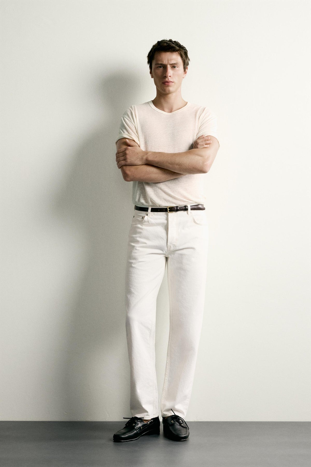 STRAIGHT FIT JEANS