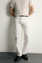 STRAIGHT FIT JEANS
