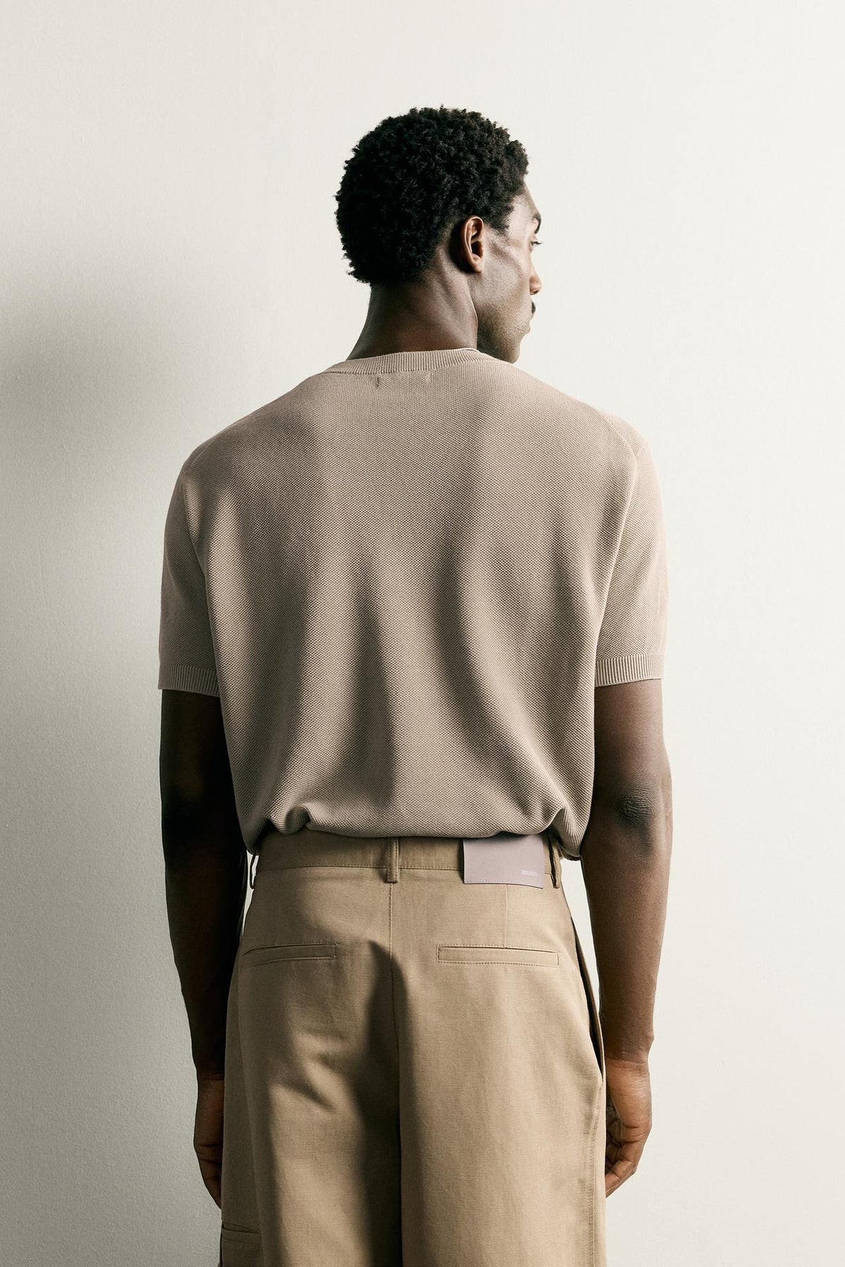 RELAXED FIT KNIT T-SHIRT