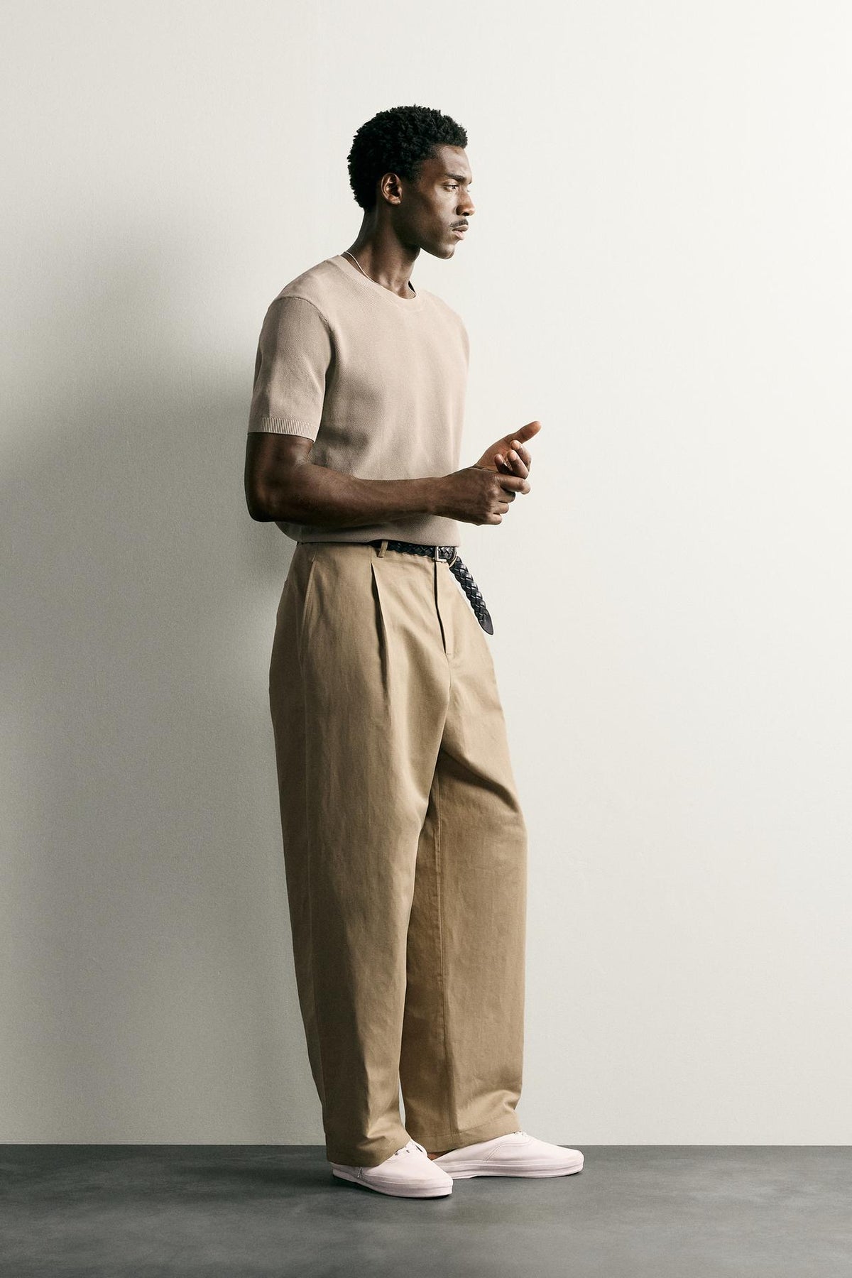 RELAXED FIT KNIT T-SHIRT