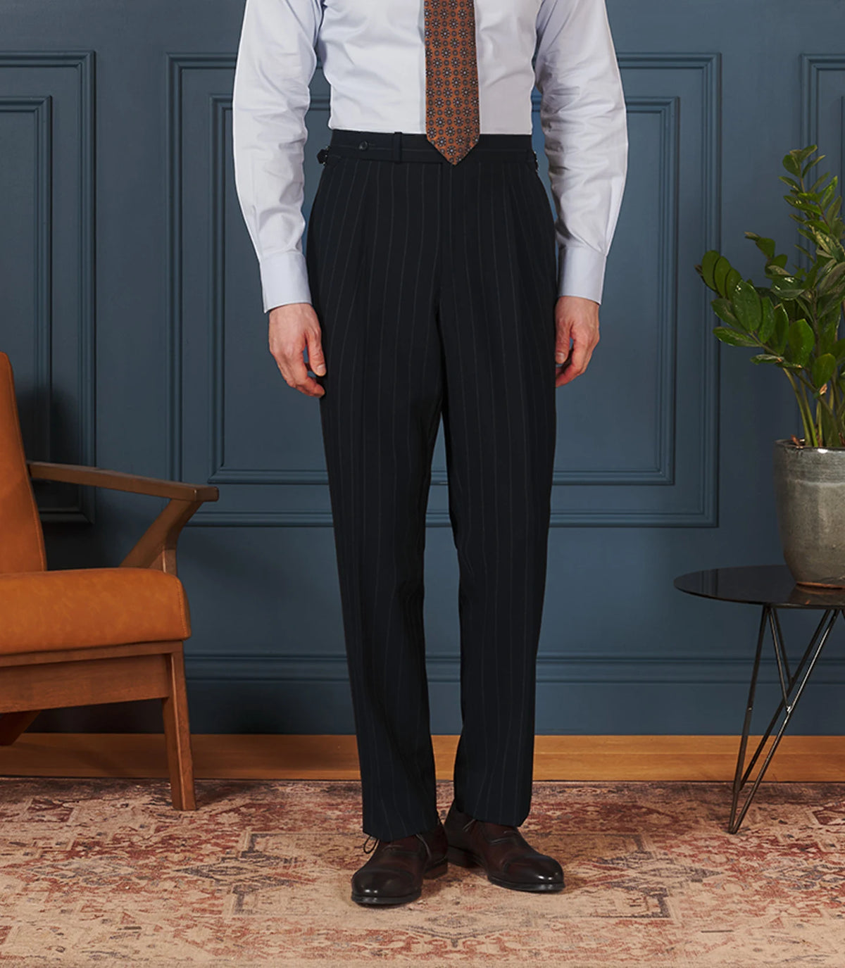 Navy Chalk Stripe - Double-Breasted Suit