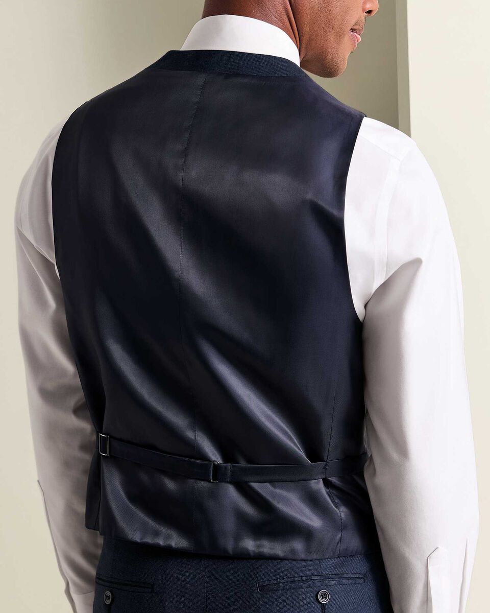 Zoom  details about product:End-on-End Ultimate Performance Suit Vest - Navy