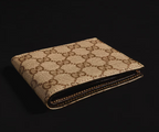 Gucci Essence Classic bi-fold wallet